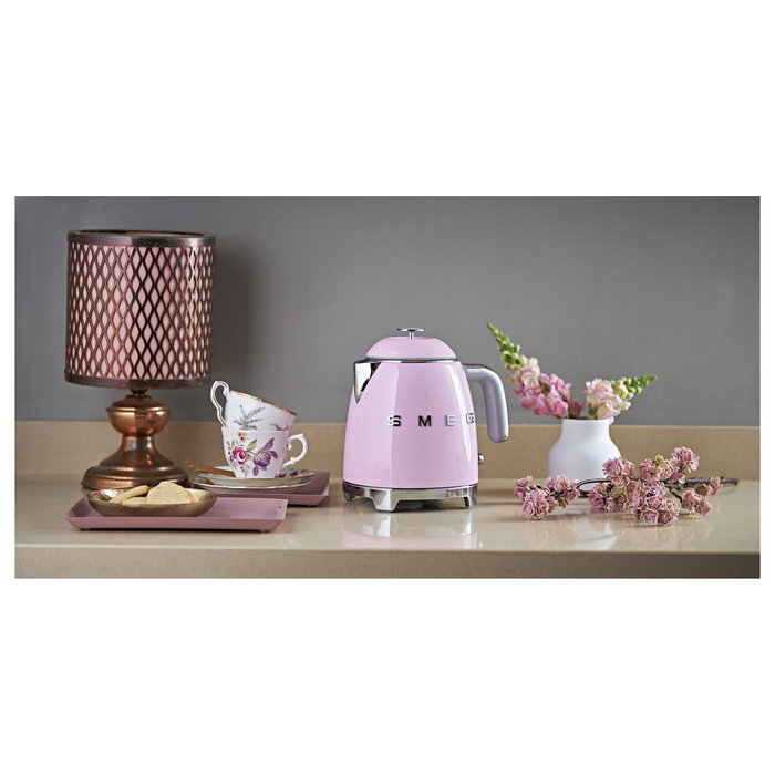 Smeg KLF05PKEU Tetera o Hervidor Eléctrico Pequeño Mini, Color Rosa Smeg KLF05PKEU Tetera o Hervidor Eléctrico Pequeño Mini, Color Rosa