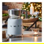 SMEG MFF11PBEU Calentador y Espumador de Leche Automático, 250 ml, 8 Funciones, Acero Inoxidable, para Leche Fría y Caliente, Color Azul Pastel Estilo Años 50
