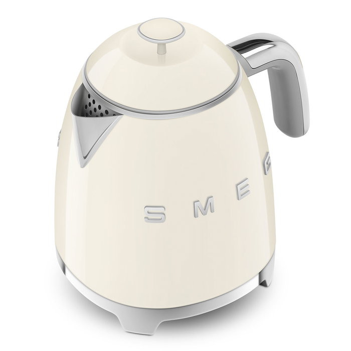 Smeg KLF05CREU Hervidor de agua mini 0,8 L crema