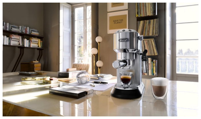 DeLonghi Dedica Style EC685.M, Máquina espresso Plata