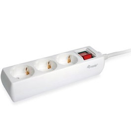 Equip Regleta de Pared con 3 Tomas y Interruptor, Cable de 1.5 m, 3500W 16A, Protección Infantil, Color Blanco
