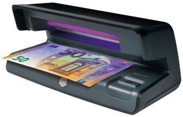 Detector De Billetes Falsos Safescan 55 Negro Con Luz Ultravioleta