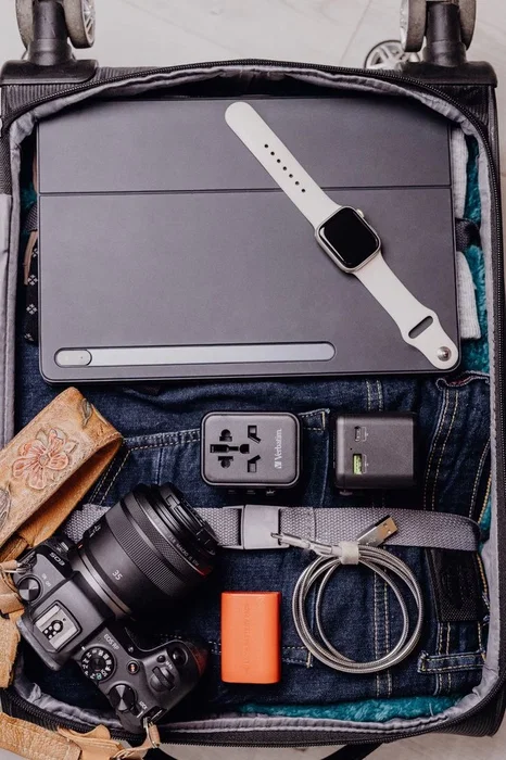 Verbatim UTA-02 Adaptador de Viaje Universal Negro 20W USB-C y USB-A Verbatim UTA-02 Adaptador de Viaje Universal Negro 20W USB-C y USB-A