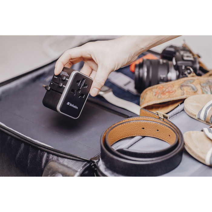 Verbatim UTA-04 Adaptador de Viaje Universal 61W con 2xUSB-C y 3xUSB-A Verbatim UTA-04 Adaptador de Viaje Universal 61W con 2xUSB-C y 3xUSB-A