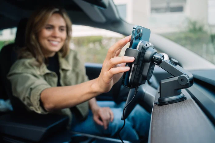 Verbatim FWC-03 Pro Qi Cargador Inalámbrico para Coche
