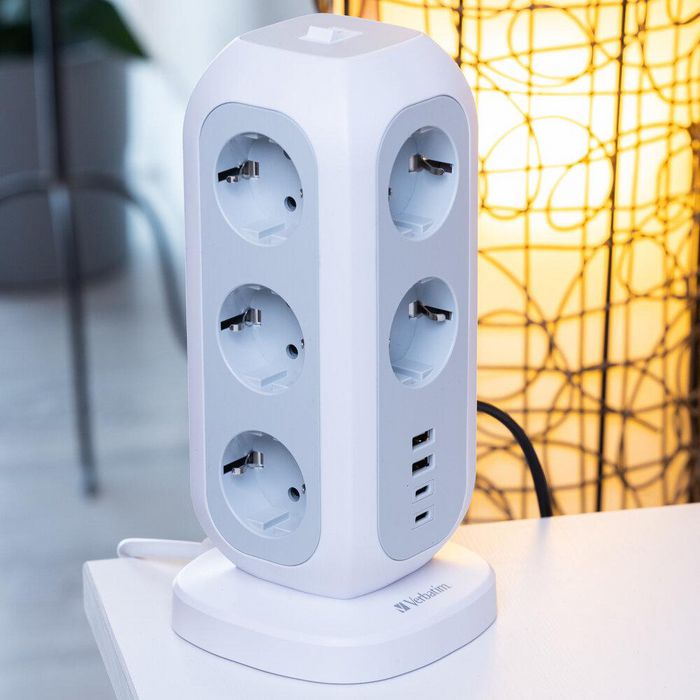 Verbatim Torre de Alimentación EUPT-01 con 11 Tomas CA, 2 USB-C y 2 USB-A, Blanco Verbatim Torre de Alimentación EUPT-01 con 11 Tomas CA, 2 USB-C y 2 USB-A, Blanco
