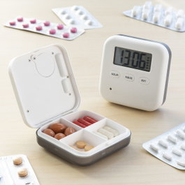Innovagoods Pastillero inteligente electrónico de 4 compartimentos