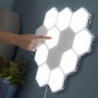 Innovagoods Set de 3 Paneles LED Modulares Magnéticos y Táctiles Hexagonales