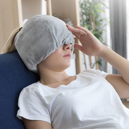 Innovagoods Gorro de Gel para Migrañas y Relajación, Gris, Talla Única con 4 Bolsas de Gel Extraíbles para Calentar o Enfriar