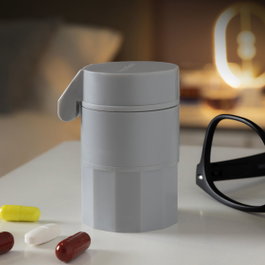 Innovagoods Pastillero con Cortador y Triturador 5 en 1 V0103328 para Pastillas y Cápsulas