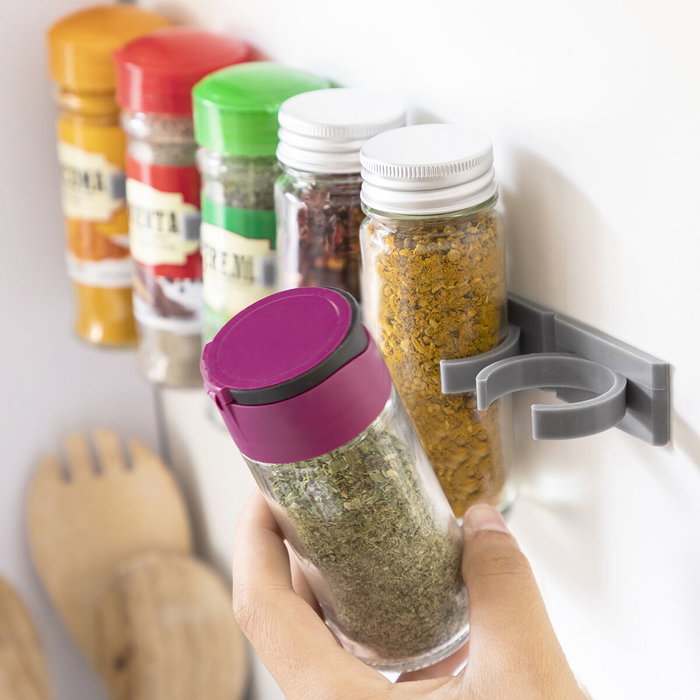 Innovagoods Organizador de especias Jarlock adhesivo y divisible para 20 botes