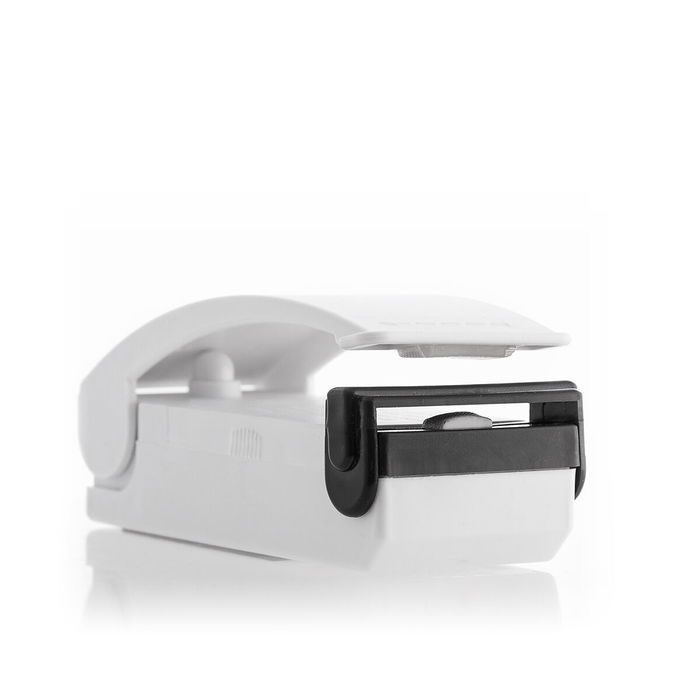 Innovagoods Selladora de Bolsas con Imán para Nevera, Cierre Hermético de Alimentos, Ligera y Portátil, Funciona a Pilas