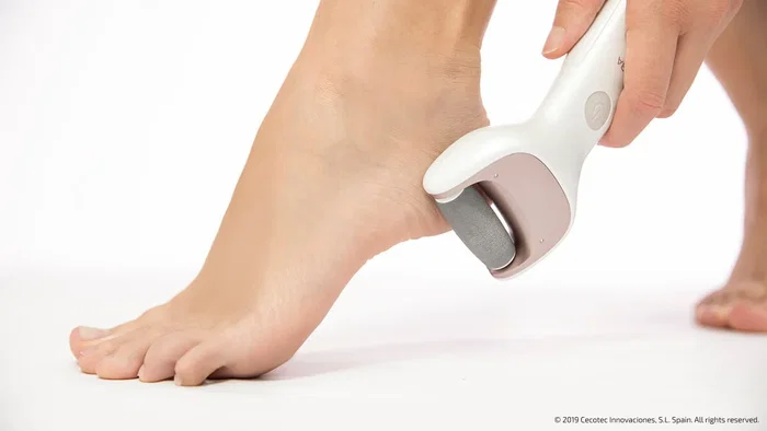 Cecotec Bamba Skincare Silky Lima de Uñas Eléctrica para Pies Inalámbrica y con Cable, 2 Rodillos Lavables, Batería 800 mAh 90 Min, 04222 Cecotec Bamba Skincare Silky Lima de Uñas Eléctrica para Pies Inalámbrica y con Cable, 2 Rodillos Lavables, Batería 800 mAh 90 Min, 04222
