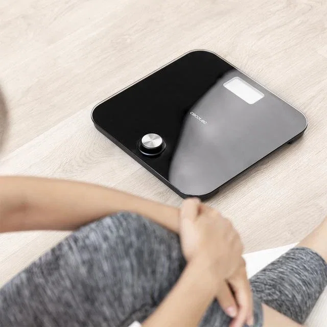 Cecotec Surface Precision EcoPower 10000 Healthy Báscula personal electrónica Negra Cecotec Surface Precision EcoPower 10000 Healthy Báscula personal electrónica Negra