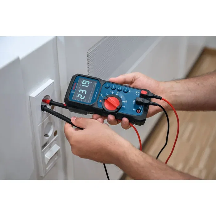 Bosch GDM 600-15 Multimètre numérique IP65 AC/DC 600V 10A avec écran inversé