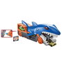 Mattel Hot Wheels - Transporteur et boîte de rangement en forme de requin mordant des voitures - Contient 1 véhicule à l'échelle 1:64