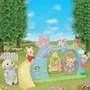 Sylvanian Families 5745 - Aire de Jeu des Bébés avec Balançoires, Toboggan, Ascenseur Tulipe et Bébé Lapin Crème