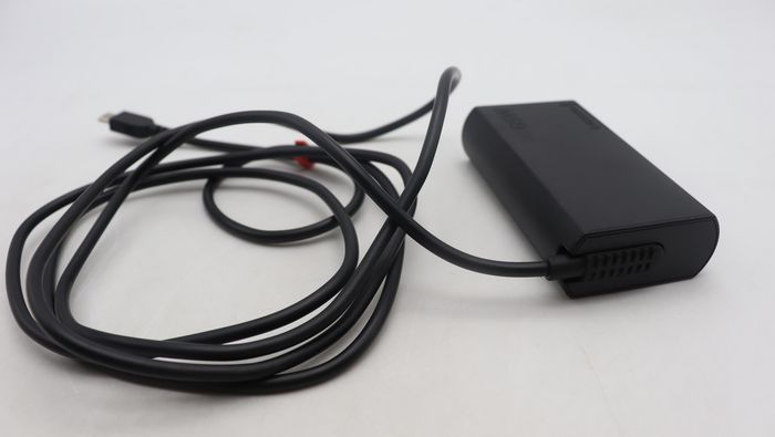 Lenovo Adaptateur Secteur 65W USB-C avec Tensions Multiples (20V/15V/9V/5V) pour Ordinateurs Portables et Appareils