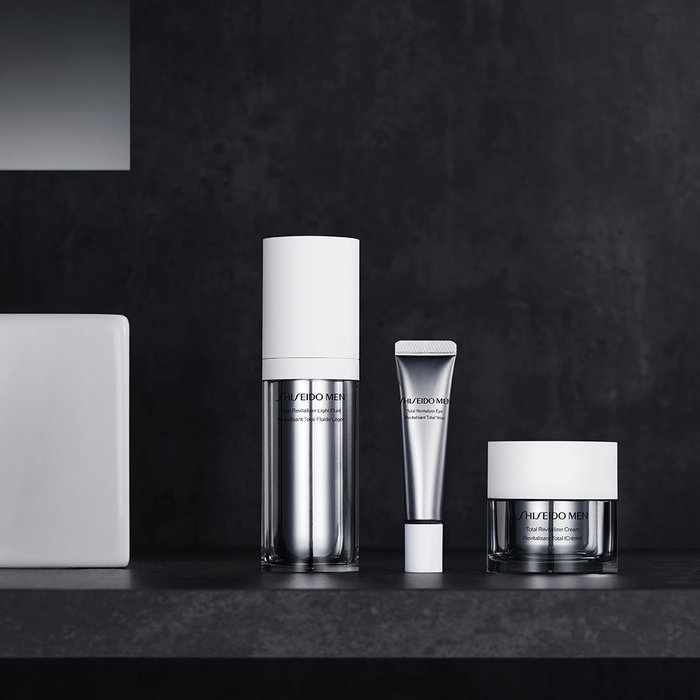 Shiseido Men Total Revitalisant Soin Yeux 15 ml