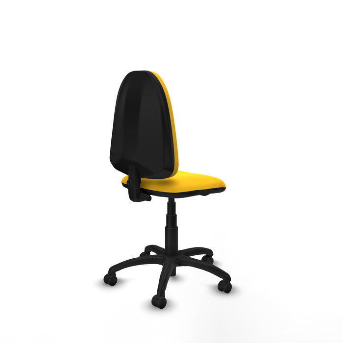 Chaise de bureau Aýna avec mécanisme de contact permanent de base, rembourrée de simili cuir jaune. Équipée d'une base en polyamide noir, sans accoudoirs et avec roulettes pour parquet. Chaise de bureau Aýna avec mécanisme de contact permanent de base, rembourrée de simili cuir jaune. Équipée d'une base en polyamide noir, sans accoudoirs et avec roulettes pour parquet.