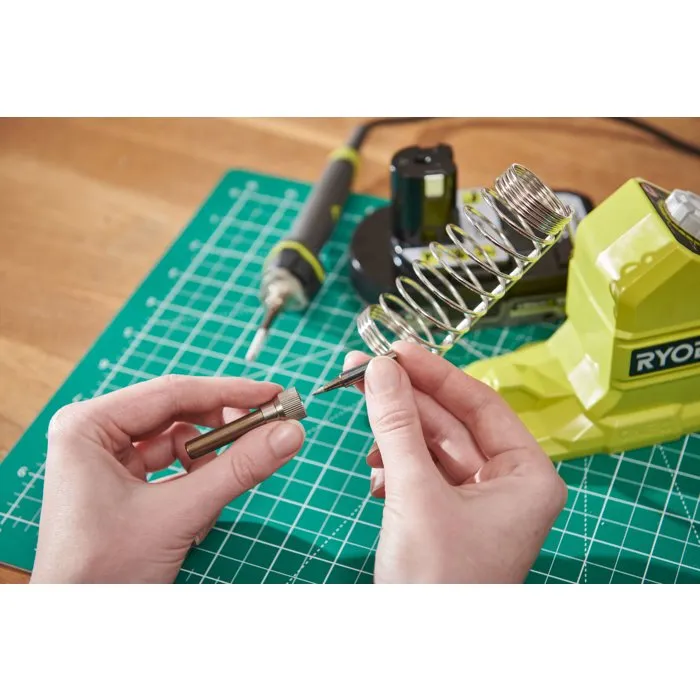 Ryobi RSI18-0 Fer à souder 18V ONE+ Ryobi RSI18-0 Fer à souder 18V ONE+