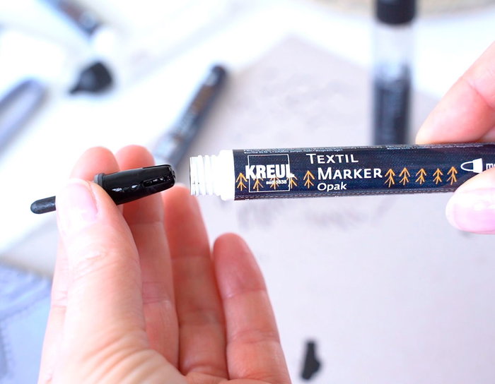 Kreul Recharge pour Marqueur Textile Opak Noir 25ml