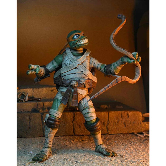 NECA Teenage Mutant Ninja Turtles - Figure Ultimate Michelangelo as the Mummy 18cm - Figurine articulée avec accessoires