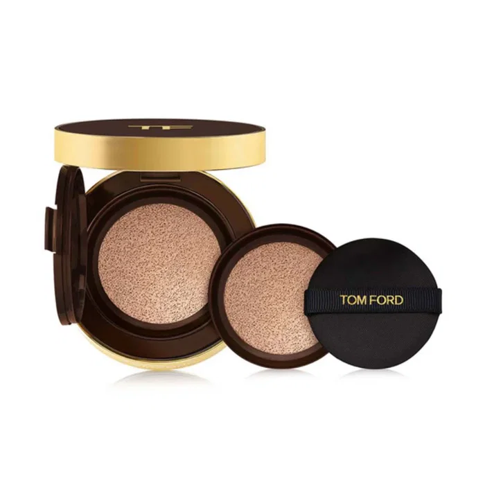 Tom Ford Traceless Fond de teint compact recharge 0,5 Porcelaine SPF 45 Tom Ford Traceless Fond de teint compact recharge 0,5 Porcelaine SPF 45