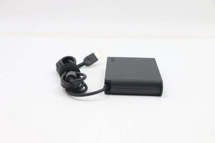 Lenovo Adaptateur secteur 45W pour ordinateurs portables ThinkPad avec connecteur slim tip