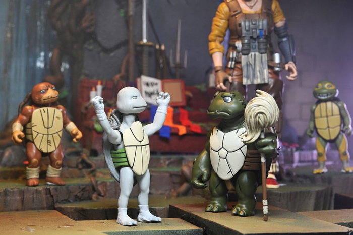Teenage Mutant Ninja Turtles: The Last Ronin figurine Handyman Ultimate Casey Marie with Baby Odyn & Uno 17 cm Teenage Mutant Ninja Turtles: The Last Ronin figurine Handyman Ultimate Casey Marie with Baby Odyn & Uno 17 cm