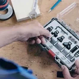 Bosch Professional Fraises à araser, chanfreiner et arrondir coffret 6 pièces queue 8 mm pour bois tendre et dur - 2607017469