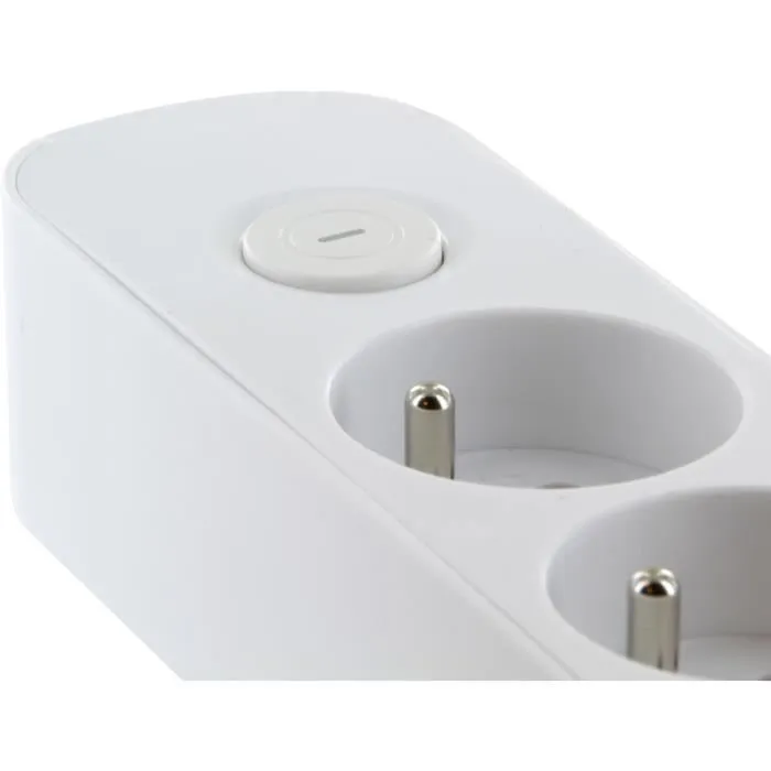 Chacon - Multiprise avec interrupteur et sécurité enfant - 8 prises 16A - Câble 1,5 m - Conçu avec 30% de matériaux recyclés