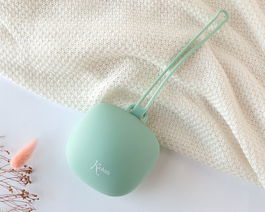 KioKids Porte-tétine en Silicone, Sage, pour bébé dès la naissance, lavable au lave-vaisselle et stérilisable, 1 pièce