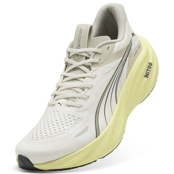 Chaussures de Running pour Adultes Puma Magnify Nitro 3 Beige