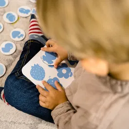 Nathan La Petite Ecole - Jeu d'association Couleurs et Formes - 6 jeux progressifs - Pour enfants à partir de 2 ans