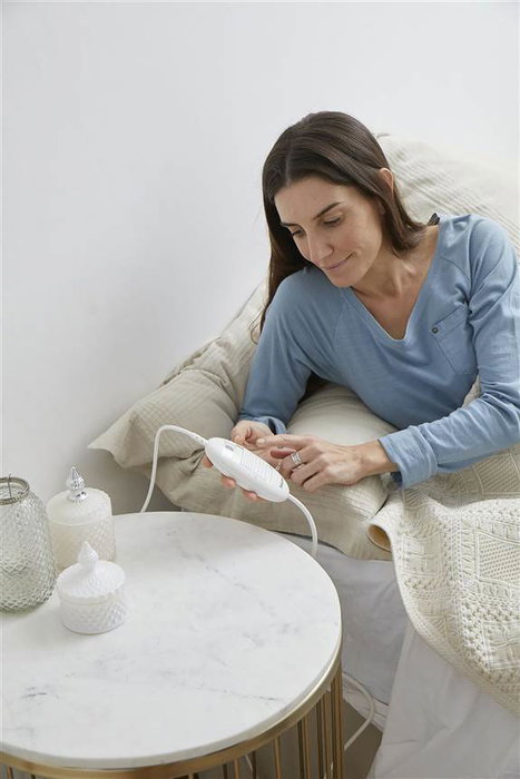 Beurer TS-23 Couverture chauffante électrique individuelle pour lit - 3 niveaux de chaleur, tissu polaire, protection contre les surchauffes BSS - Confort musculaire et sommeil