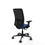 Chaise Zulema Synchro 3 positions tissu Bleu foncé Maille Noir Base en nylon noir Accoudoir 2D Sans appui-tête Roulettes 65mm nylon