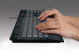Logitech K280e Clavier USB avec repose-poignets, résistant aux éclaboussures, profil bas et silencieux - Noir (Disposition US)