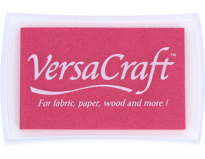 Tsukineko VERSACRAFT Tampon encreur textile rose cerise 95x65mm Tsukineko VERSACRAFT Tampon encreur textile rose cerise 95x65mm