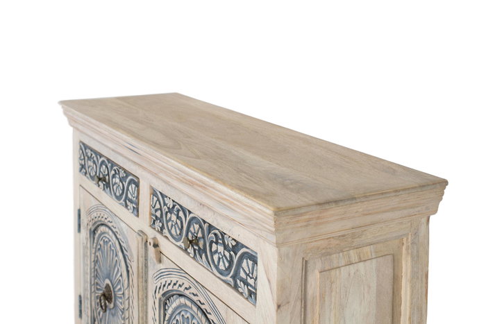 GINER Y COLOMER - Buffet en bois de manguier sculpté artisanalement, 2 tiroirs et 2 portes, finition blanc lavé et bleu profond - Dimensions : 105x31x? cm