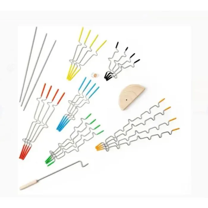 Spin Master Suspend, Jeu d'équilibre et de dextérité en famille, 24 tiges colorées, à partir de 6 ans, 1 à 4 joueurs, durée de partie environ 15 min Spin Master Suspend, Jeu d'équilibre et de dextérité en famille, 24 tiges colorées, à partir de 6 ans, 1 à 4 joueurs, durée de partie environ 15 min