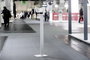 Durable Support tablette sur pied avec antivol - Support réglable et pivotant pour tablettes 7 à 13 pouces, inclinaison 88°, orientation 360°, câble USB inclus