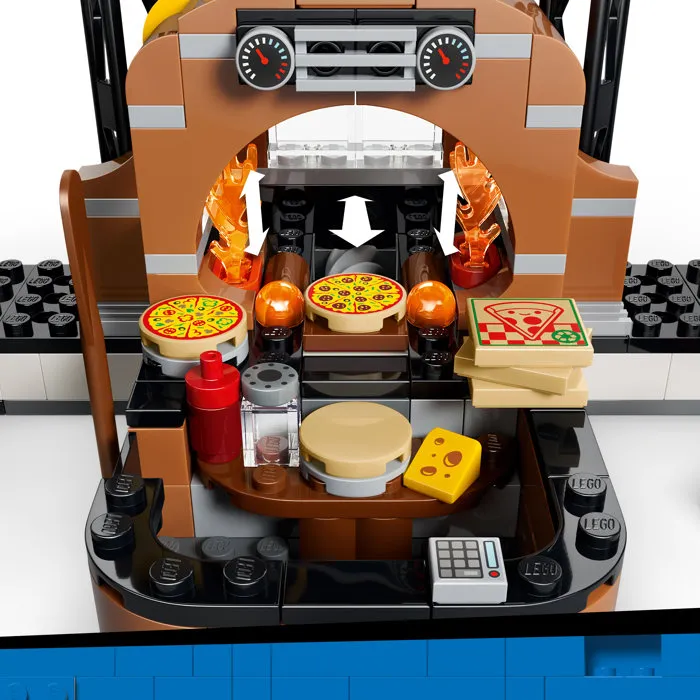LEGO City 60496 La Pizzeria et ses Véhicules de Livraison - Jeu de Construction avec Voiture, Scooter et Drone pour Enfants dès 6 Ans