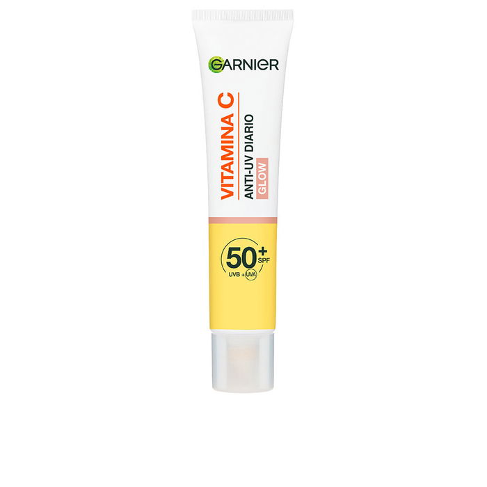 Garnier Fluide Anti-Taches Vitamine C SPF50+ 40 ml Garnier Fluide Anti-Taches Vitamine C SPF50+ 40 ml