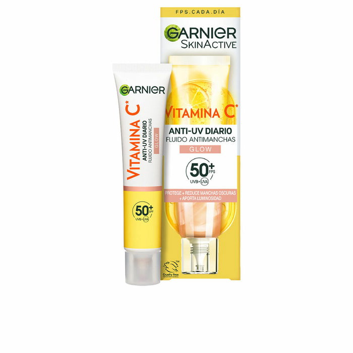 Garnier Skinactive Vitamine C Fluide Anti-taches SPF50+ Glow Garnier Skinactive Vitamine C Fluide Anti-taches SPF50+ Glow