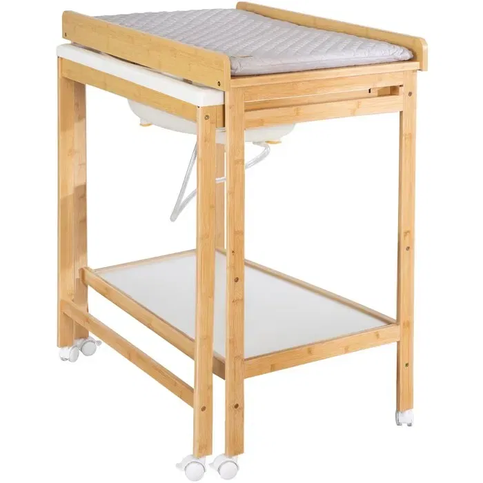 Roba Table à langer avec baignoire coulissante intégrée - Inclus matelas déperlant gris style Roba et tablette de rangement - Bambou naturel et blanc - Jusqu'à 11 kg