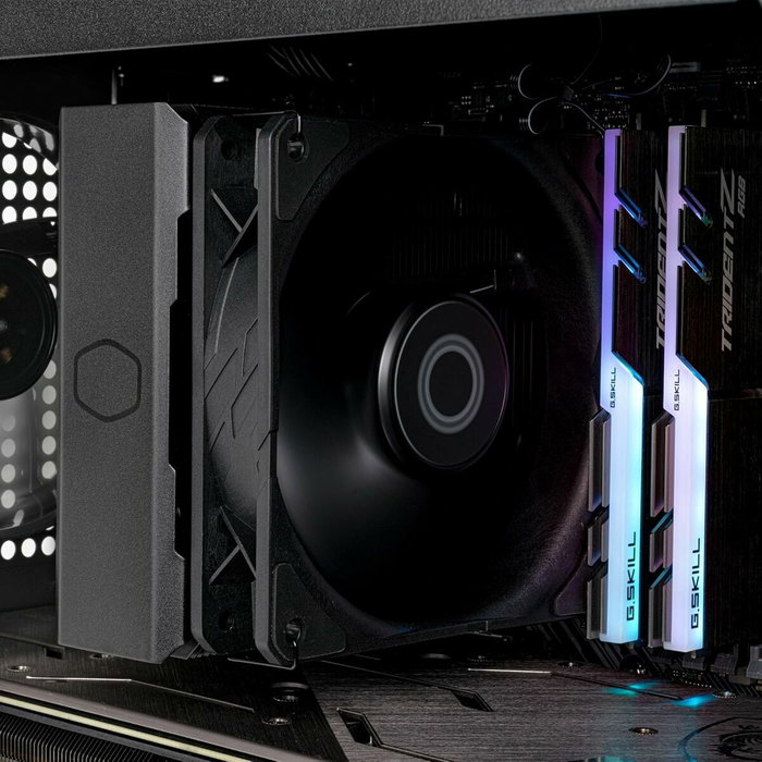 Cooler Master Hyper 212 Black RR-S4KK-25SN-R1