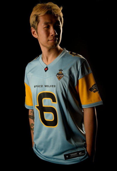 AAA Merchandise Warhammer 40,000 maillot de sport Space Wolves - XXL AAA Merchandise Warhammer 40,000 maillot de sport Space Wolves - XXL