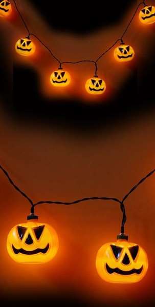 My Other Me Guirlande de Citrouilles Lumineuse 150 cm My Other Me Guirlande de Citrouilles Lumineuse 150 cm