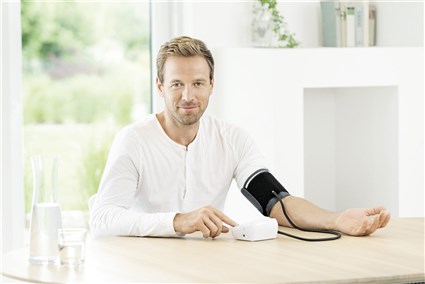 Beurer BM-40 ONPACK Tensiomètre Brassard avec Adaptateur - Grand écran LCD - Fonction One-Touch - Testé Cliniquement ESH